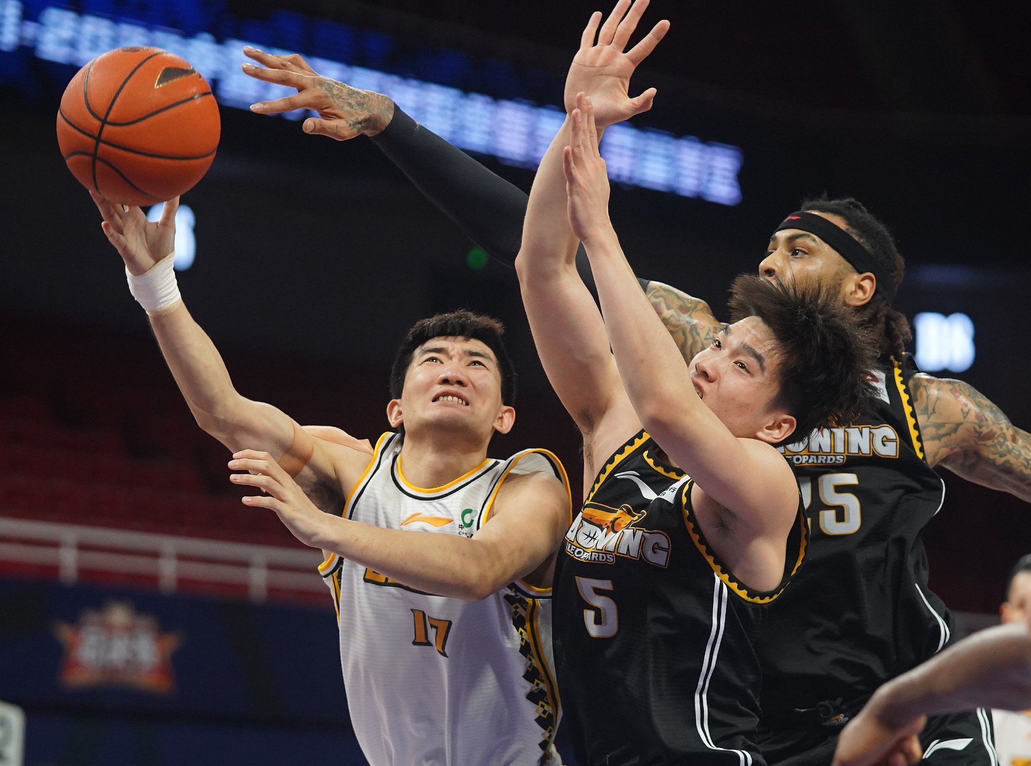 篮球cba总决赛第四回合辽宁本钢对阵浙江广厦控股