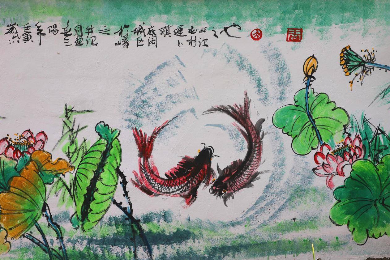 越来越漂亮的老家！枣庄峄城底阁镇绘制八百余米墙体画引人称赞休闲区蓝鸢梦想 - Www.slyday.coM