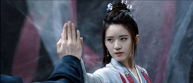 《且试天下》为抢夺兰因璧月，暴露真实身份，玉无缘当真不简单休闲区蓝鸢梦想 - Www.slyday.coM