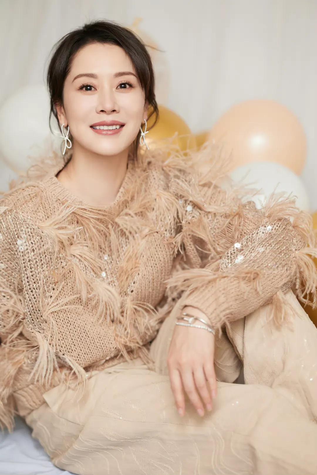 演员海清25岁隐婚生子结婚20年无绯闻