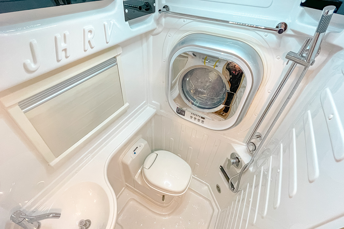 5kg壁挂式洗衣机,换气扇及淋浴花洒,全方位满足您的卫浴需求.