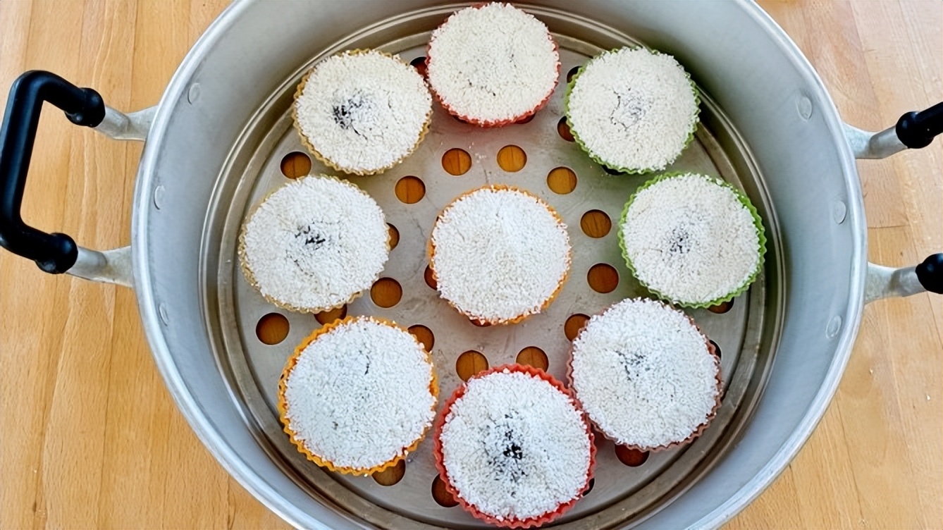 【芝麻松糕】南方传统小吃，宅家学起来，松软绵润不噎人休闲区蓝鸢梦想 - Www.slyday.coM