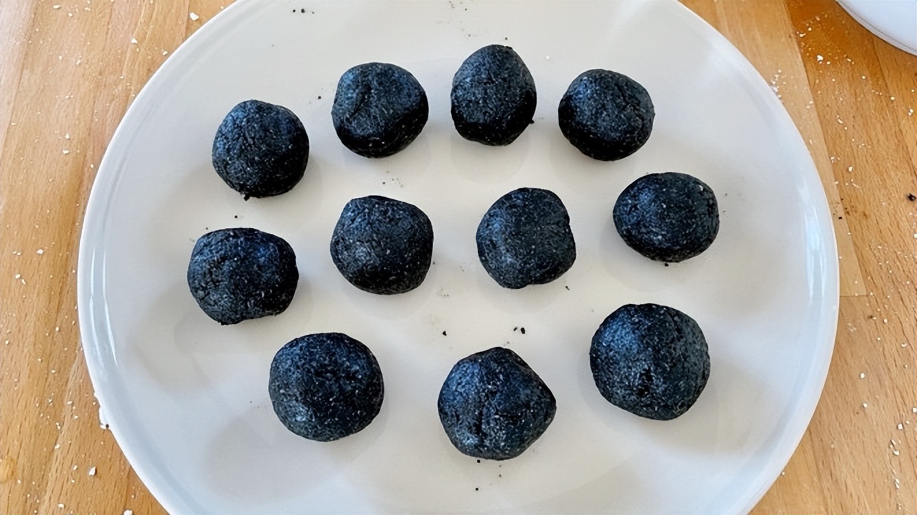 【芝麻松糕】南方传统小吃，宅家学起来，松软绵润不噎人休闲区蓝鸢梦想 - Www.slyday.coM