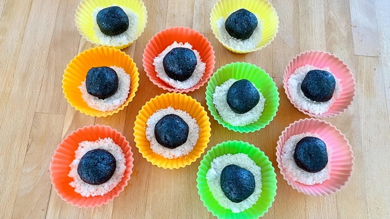 【芝麻松糕】南方传统小吃，宅家学起来，松软绵润不噎人休闲区蓝鸢梦想 - Www.slyday.coM