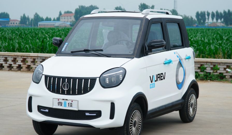 最大续航300公里每公里仅需1毛钱这2款低速电动车很节能