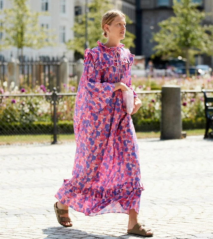 女人到中年要学会“断舍离”,夏季这“2裤2裙”别穿了,不够减龄休闲区蓝鸢梦想 - Www.slyday.coM 女人到中年要学会“断舍离”,夏季这“2裤2裙”别穿了,不够减龄休闲区蓝鸢梦想 - Www.slyday.coM