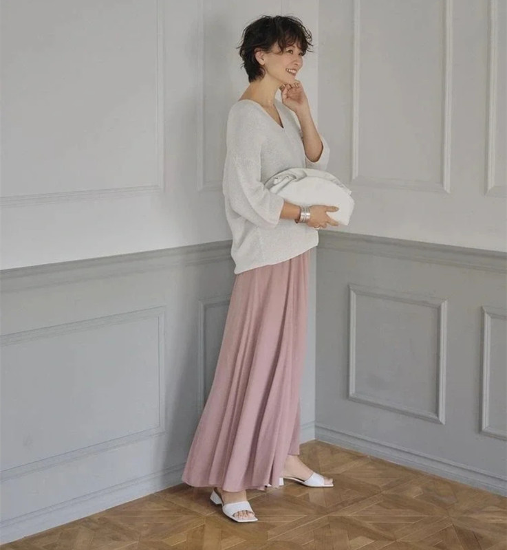 女人到中年要学会“断舍离”,夏季这“2裤2裙”别穿了,不够减龄休闲区蓝鸢梦想 - Www.slyday.coM 女人到中年要学会“断舍离”,夏季这“2裤2裙”别穿了,不够减龄休闲区蓝鸢梦想 - Www.slyday.coM