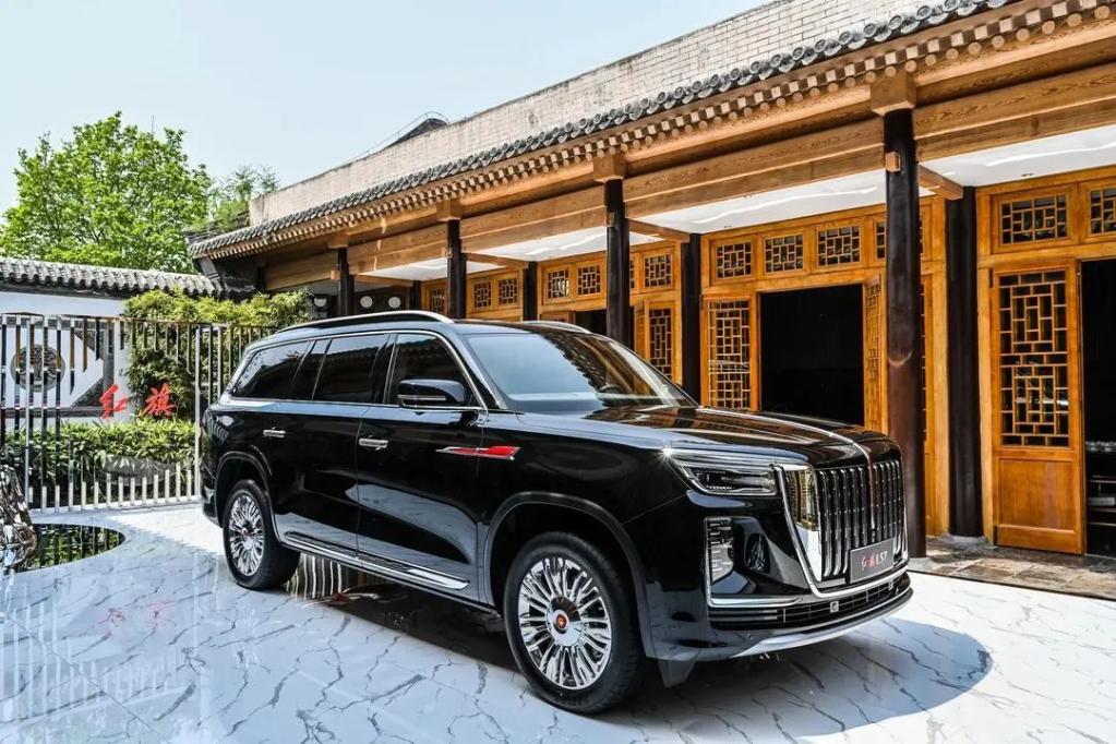 走进市场主体丨红旗汽车又潮又飒一汽让老品牌焕新生