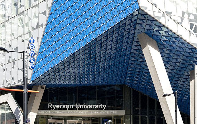 加拿大名校瑞尔森大学更名欲与原住民寄宿学校黑历史脱钩