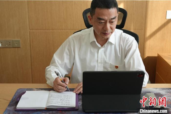 李志宏从飞40年我们有信心让大家继续相信民航