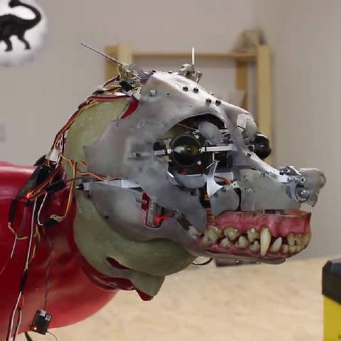 仿生机械狼头 :chris clark
