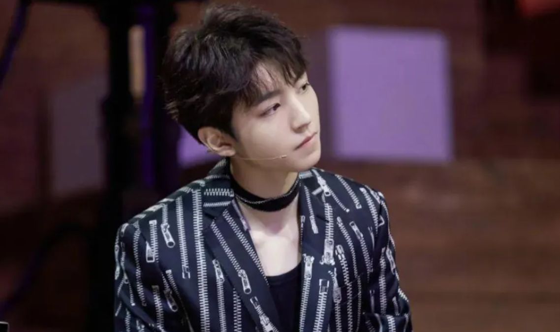 《重生之门》制片人谈选王俊凯出演的原因休闲区蓝鸢梦想 - Www.slyday.coM 《重生之门》制片人谈选王俊凯出演的原因休闲区蓝鸢梦想 - Www.slyday.coM