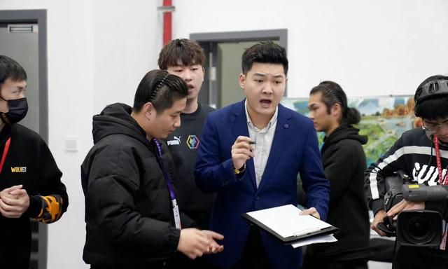 狼队对阵eStar海报:信息量十足,黎洛待遇无敌,SK要亲自动手?休闲区蓝鸢梦想 - Www.slyday.coM 狼队对阵eStar海报:信息量十足,黎洛待遇无敌,SK要亲自动手?休闲区蓝鸢梦想 - Www.slyday.coM