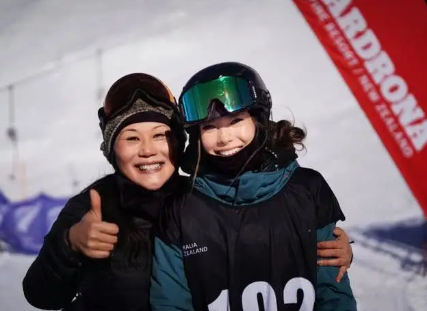 谷爱凌疑要回美国读大学，发文说谢谢中国，粉丝：常回家看看休闲区蓝鸢梦想 - Www.slyday.coM