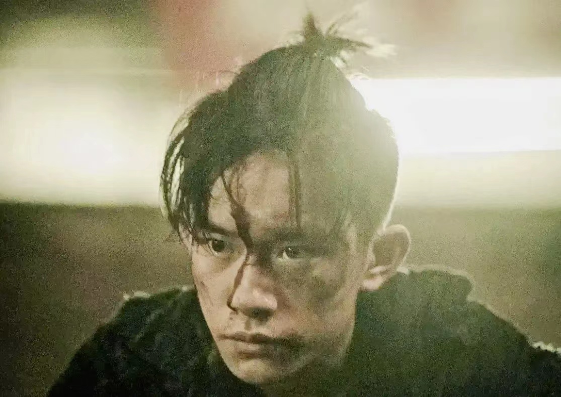 王俊凯新剧表情僵硬,连张译都带不动,被易烊千玺甩开一条街休闲区蓝鸢梦想 - Www.slyday.coM 王俊凯新剧表情僵硬,连张译都带不动,被易烊千玺甩开一条街休闲区蓝鸢梦想 - Www.slyday.coM