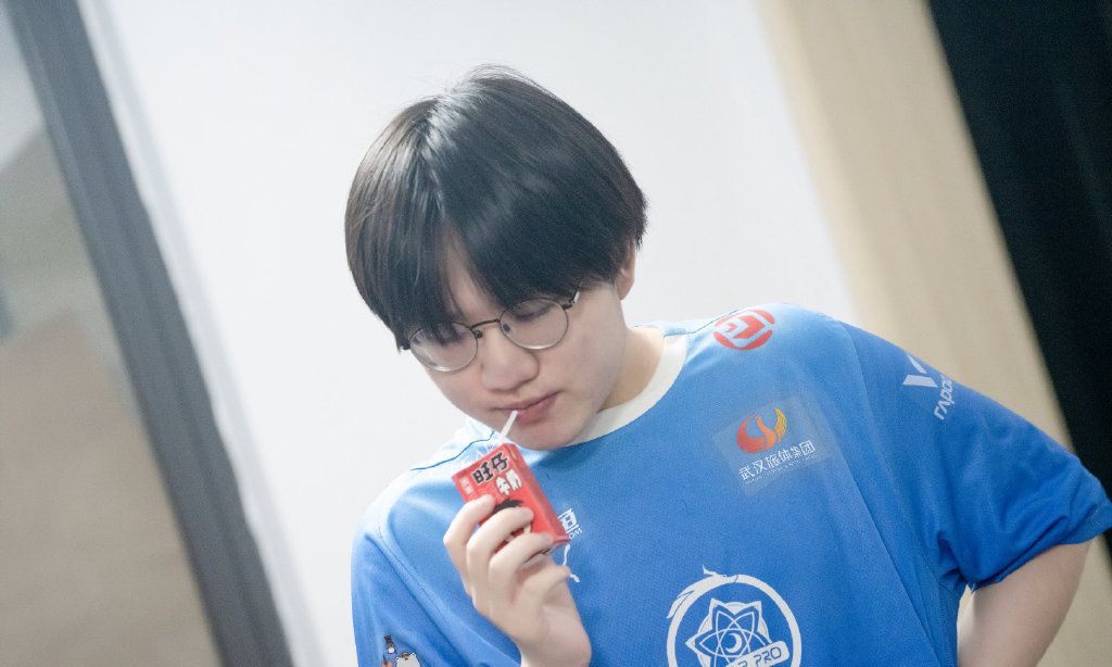 eStar4比2战胜狼队,再次赢得胜者组决赛,顺利晋级春季赛总决赛休闲区蓝鸢梦想 - Www.slyday.coM eStar4比2战胜狼队,再次赢得胜者组决赛,顺利晋级春季赛总决赛休闲区蓝鸢梦想 - Www.slyday.coM