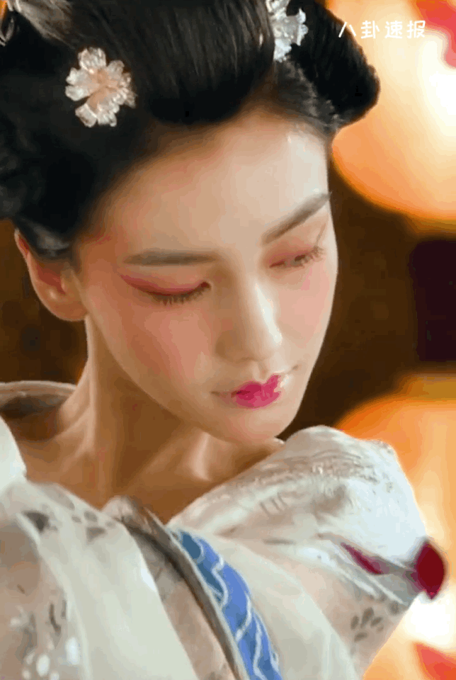 神都龙王里的第一花魁银睿姬