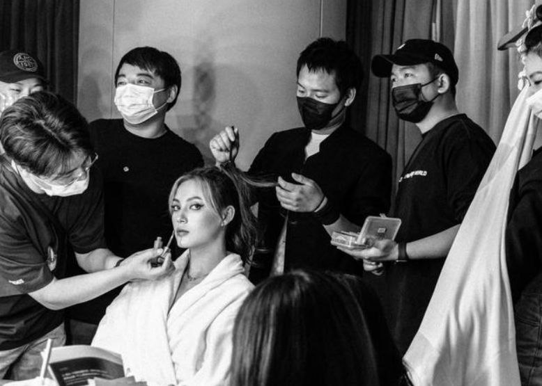 谷爱凌深夜发文告别，“谢谢中国”四个字意味深长，或将去往美国休闲区蓝鸢梦想 - Www.slyday.coM