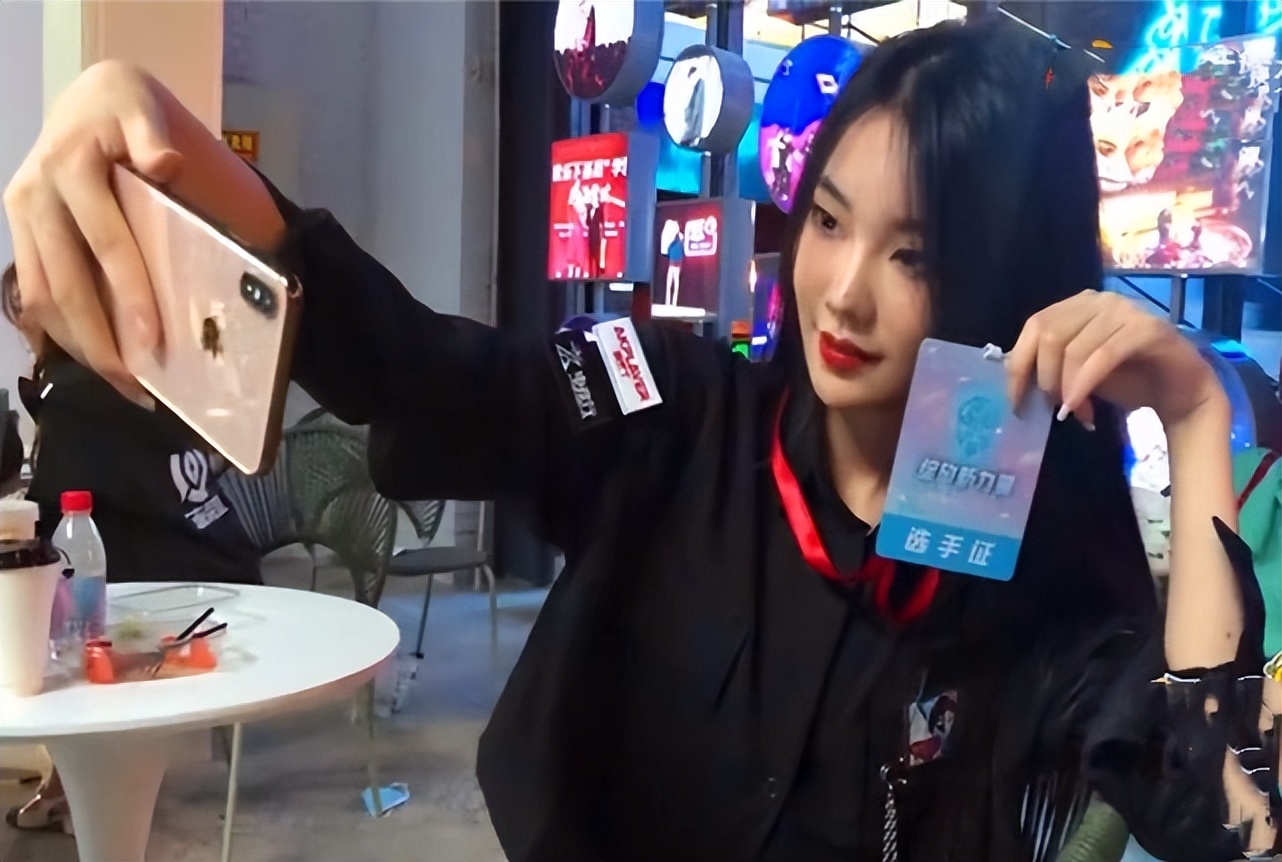 被爆歧视女生甜甜珂或因性别问题无缘kpl男女混搭行不通吗