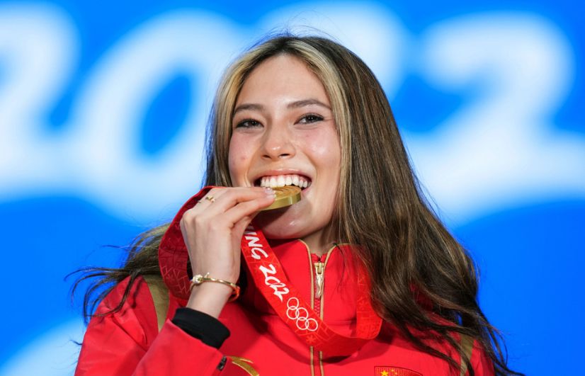 谷爱凌深夜发文告别，“谢谢中国”四个字意味深长，或将去往美国休闲区蓝鸢梦想 - Www.slyday.coM