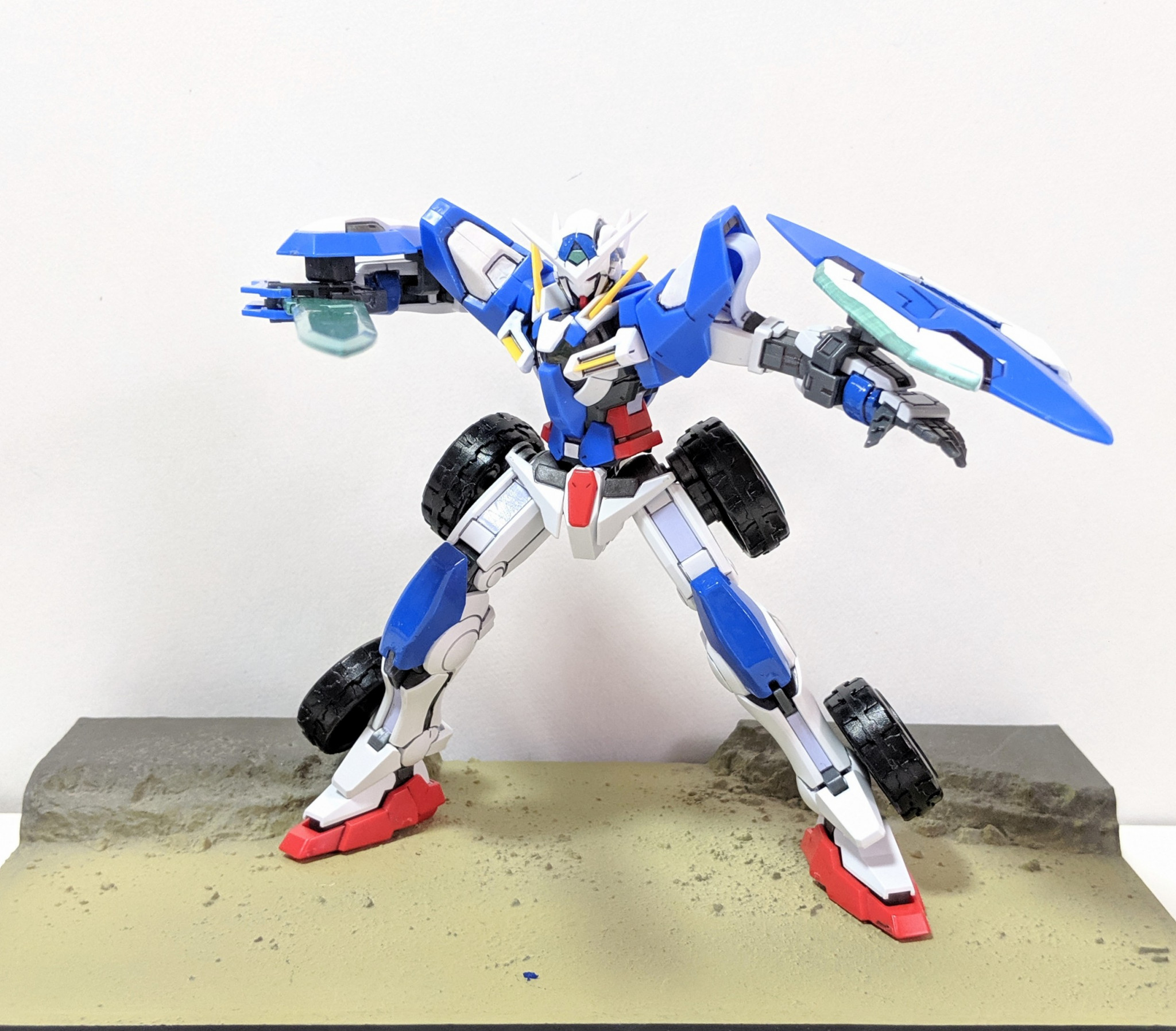 可变形跑车能天使高达模型