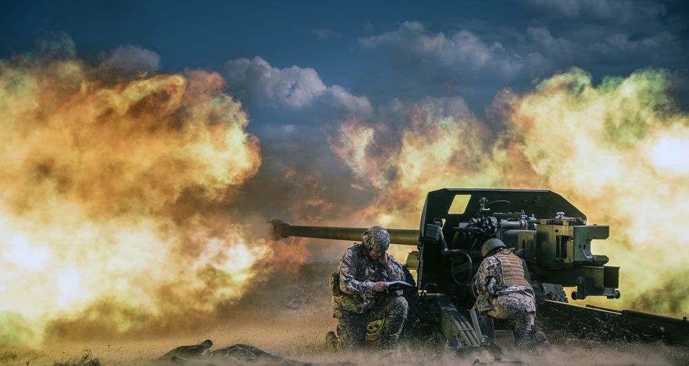 拉脱维亚100mm加农炮战斗射击训练捷克老式火炮仍在一线挑大梁