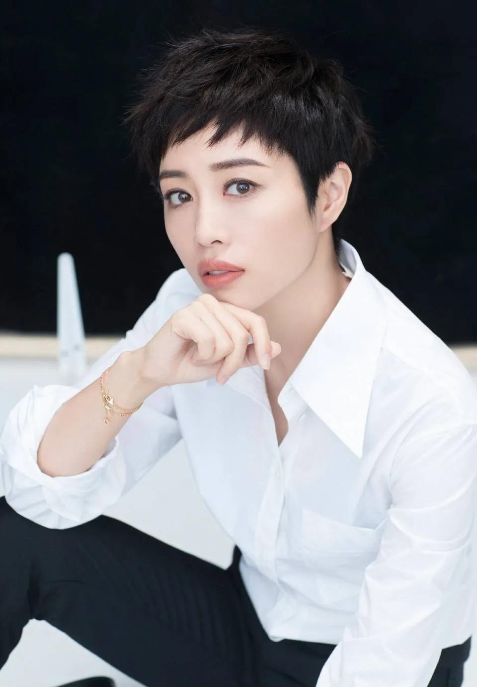 演员张龄心嫁给北电老师结婚26年零绯闻