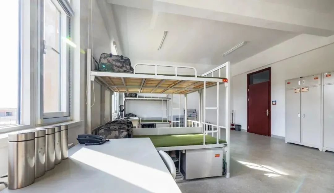 解放军的新营区这也太科幻了