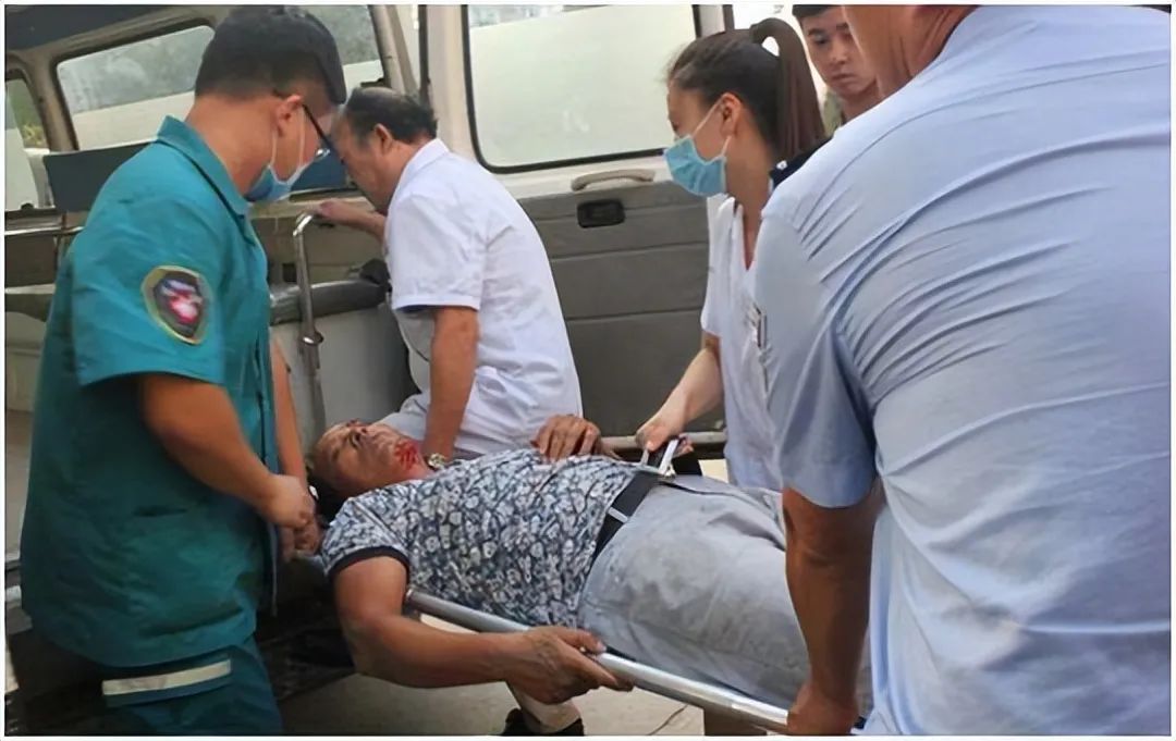 山东蓝翔校长女儿突然发声，举报亲妈！家族恩怨够TVB拍40集了休闲区蓝鸢梦想 - Www.slyday.coM