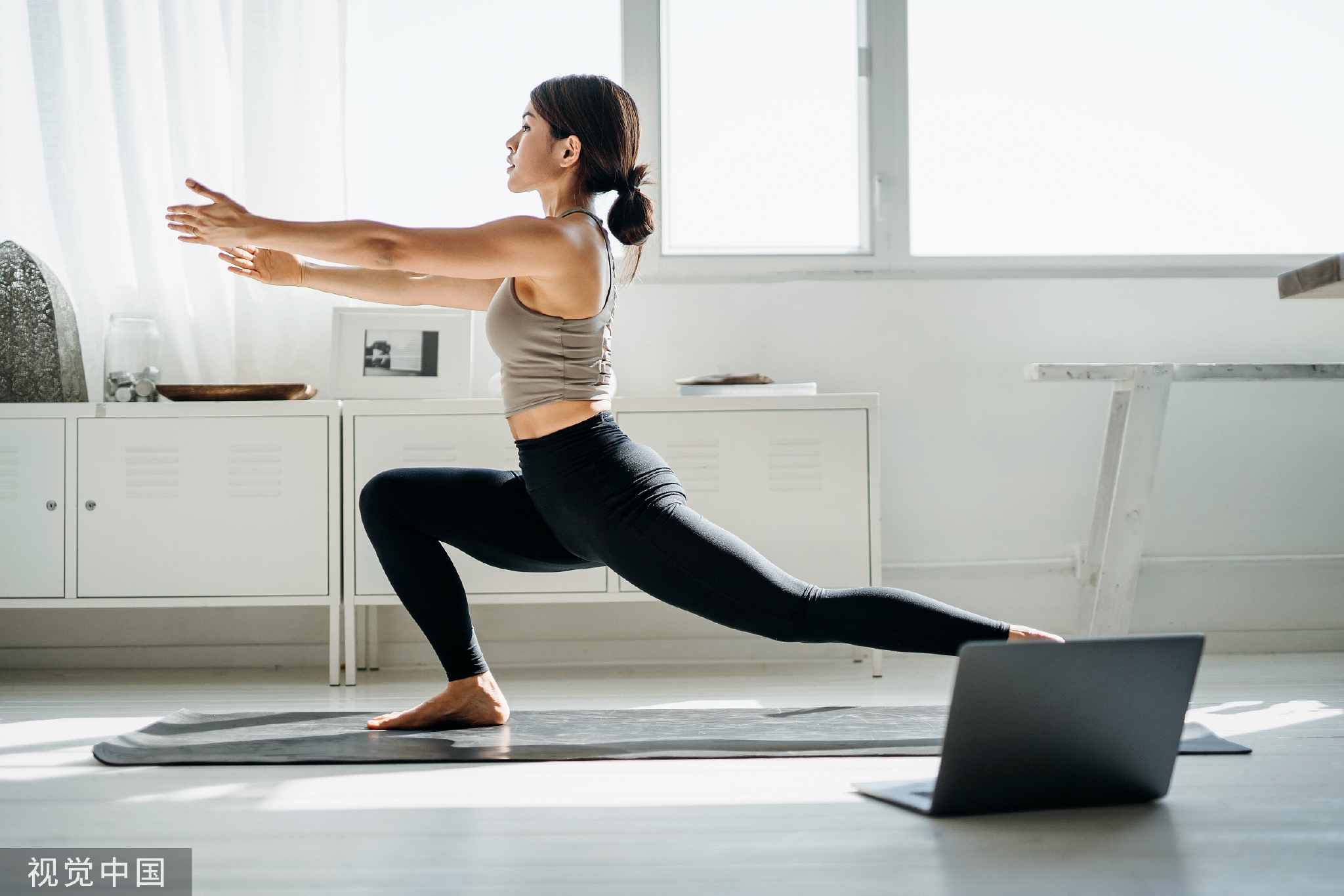 澎湃健身房居家锻炼更要保护自己这些事你做对了没