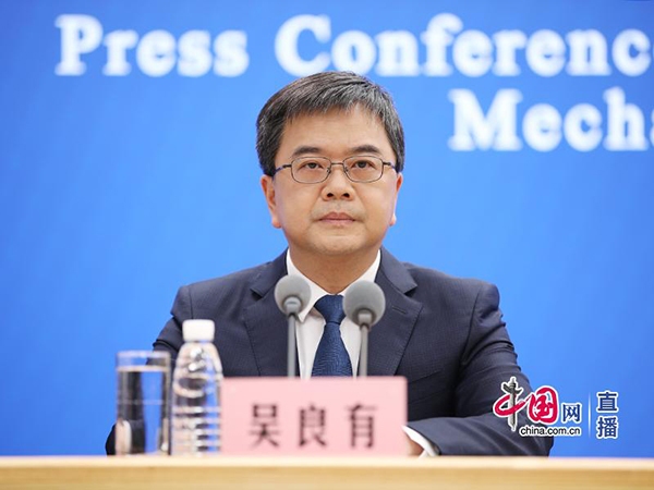 上海市疫情整体呈现明显下降趋势社会面疫情风险正逐步降低