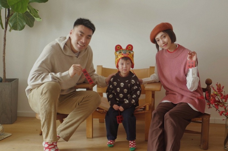 二嫂的搬运工上线李晓旭妻子发博晒夫妻照片无一