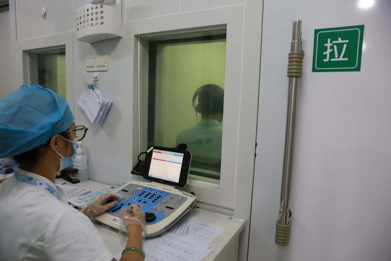 和普通健康体检不同,职业健康检查机构应按规定向广东省卫生健康行政