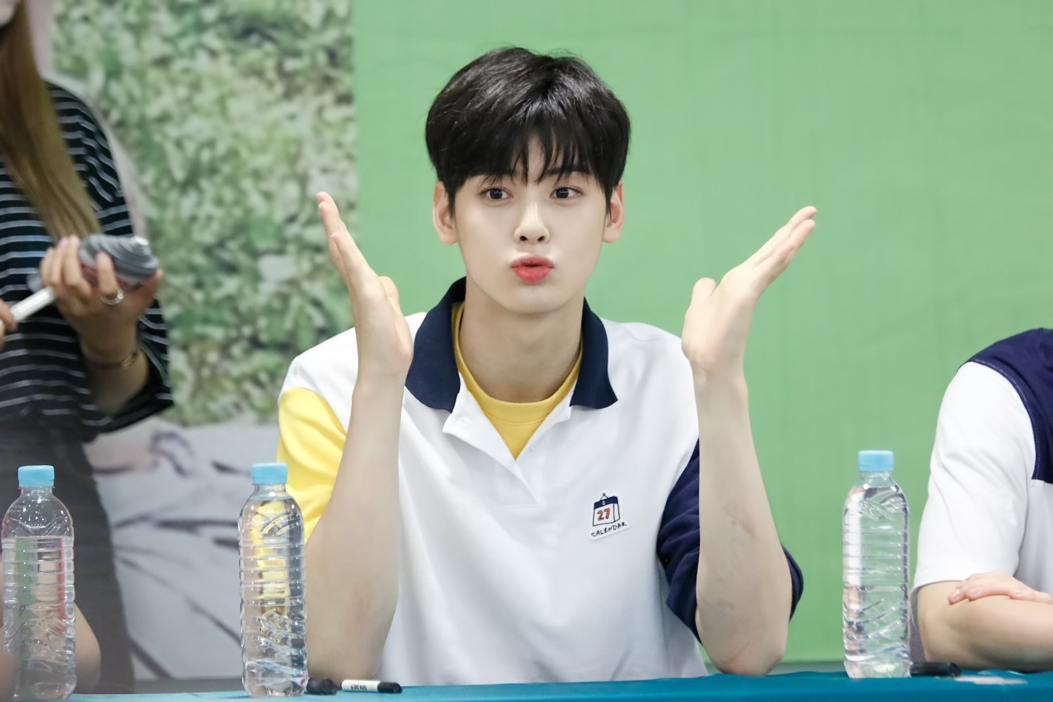 车银优究竟有多帅,让程潇不敢与其对视,连男人看了都疯狂__财经头条