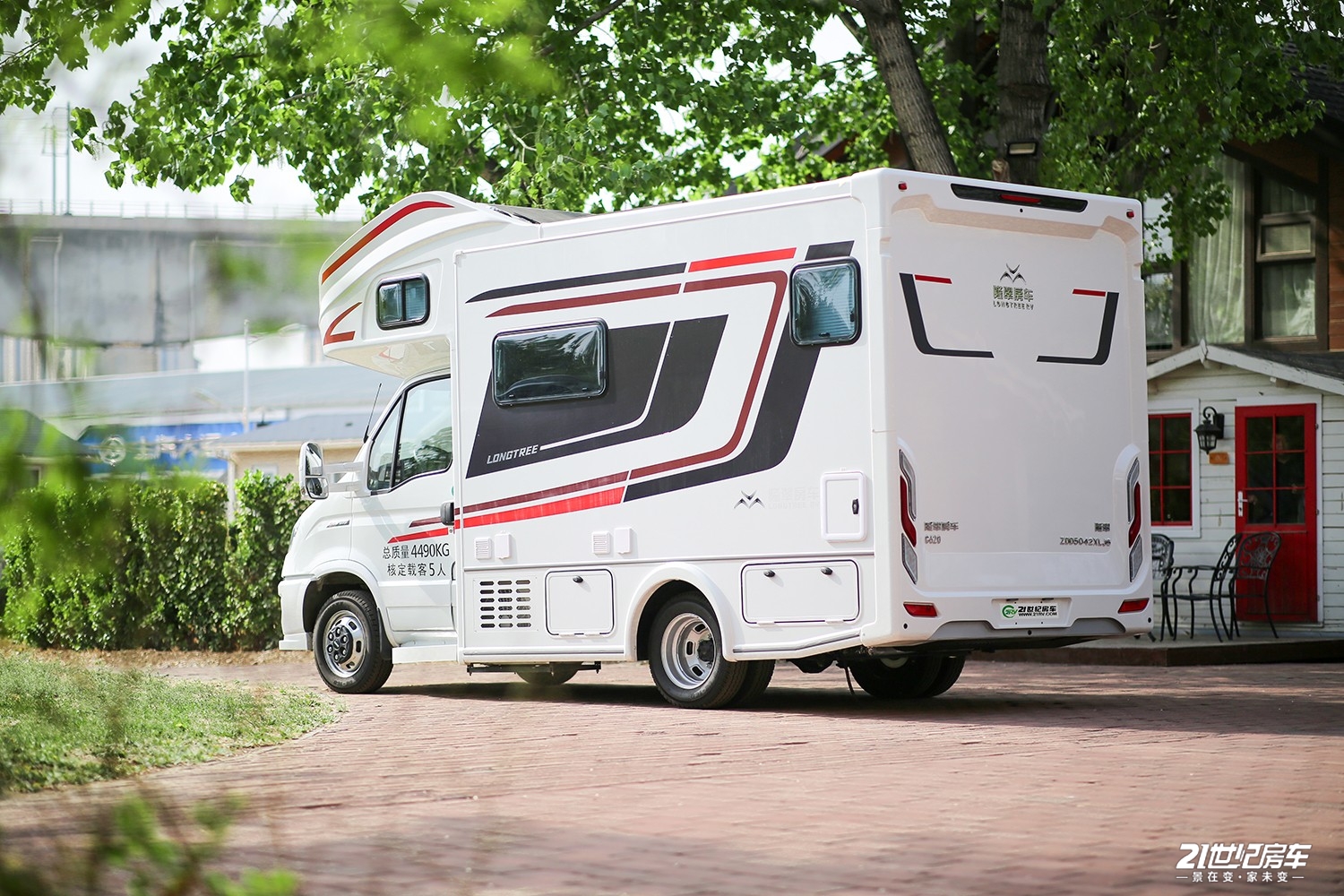 隆翠房车3款新车到店不同布局风格带来舒适旅行你pick哪款