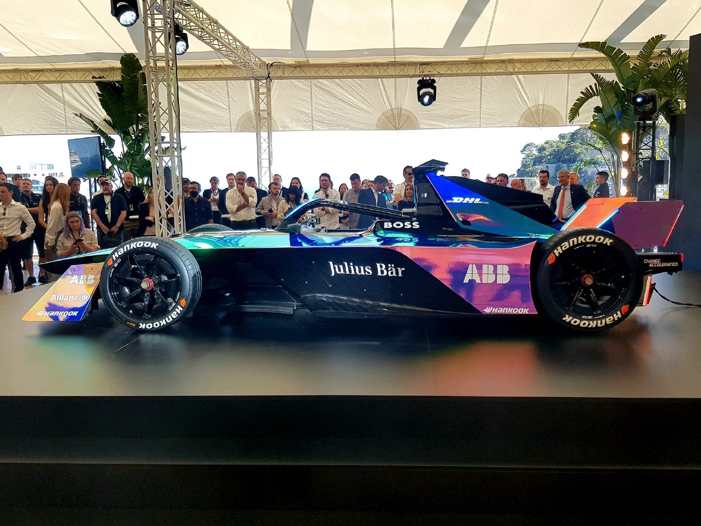 关于fe第三代电动方程式赛车的信息61最高时速322kmh