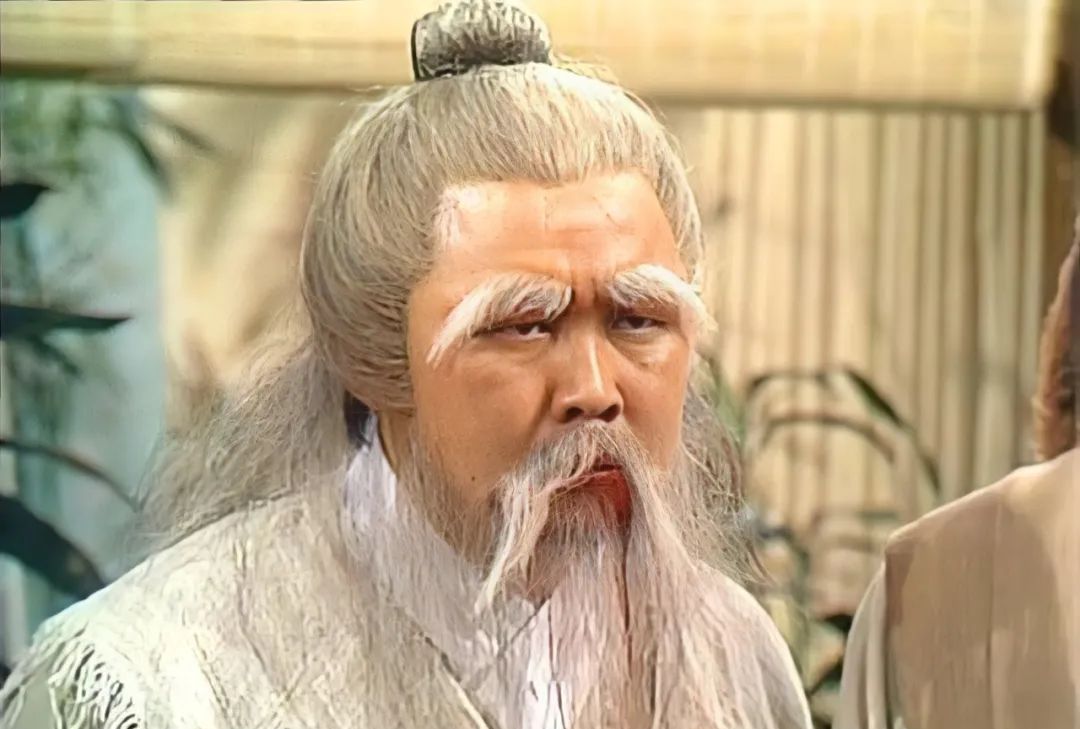 射雕到神雕三次华山论剑为何黄药师实力一次比一次退步