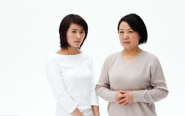 婆婆要求大儿子养老，惹恼大儿媳：你帮弟媳带娃10年，我全职10年休闲区蓝鸢梦想 - Www.slyday.coM