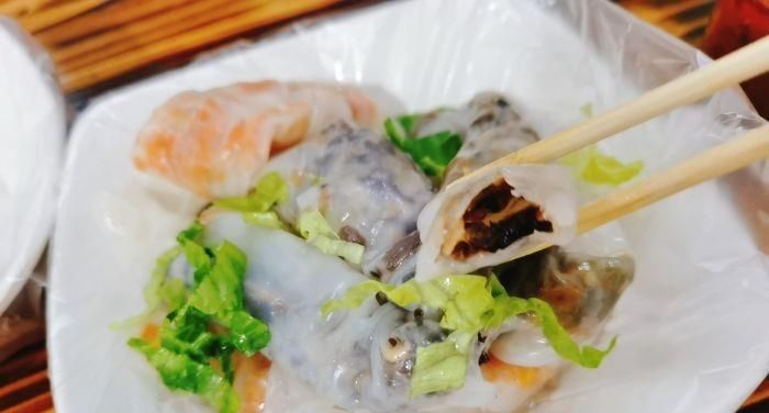 北海火了21年的卷粉店25元一条吃不够一直被模仿从未能超越