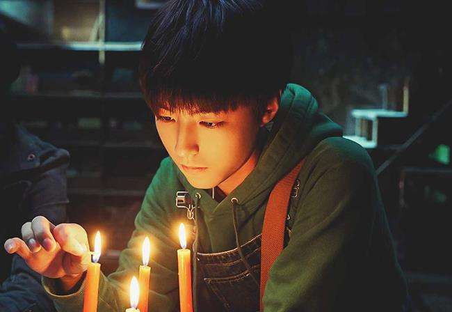 王俊凯当年用一首囚鸟解救公司为何如今被区别对待