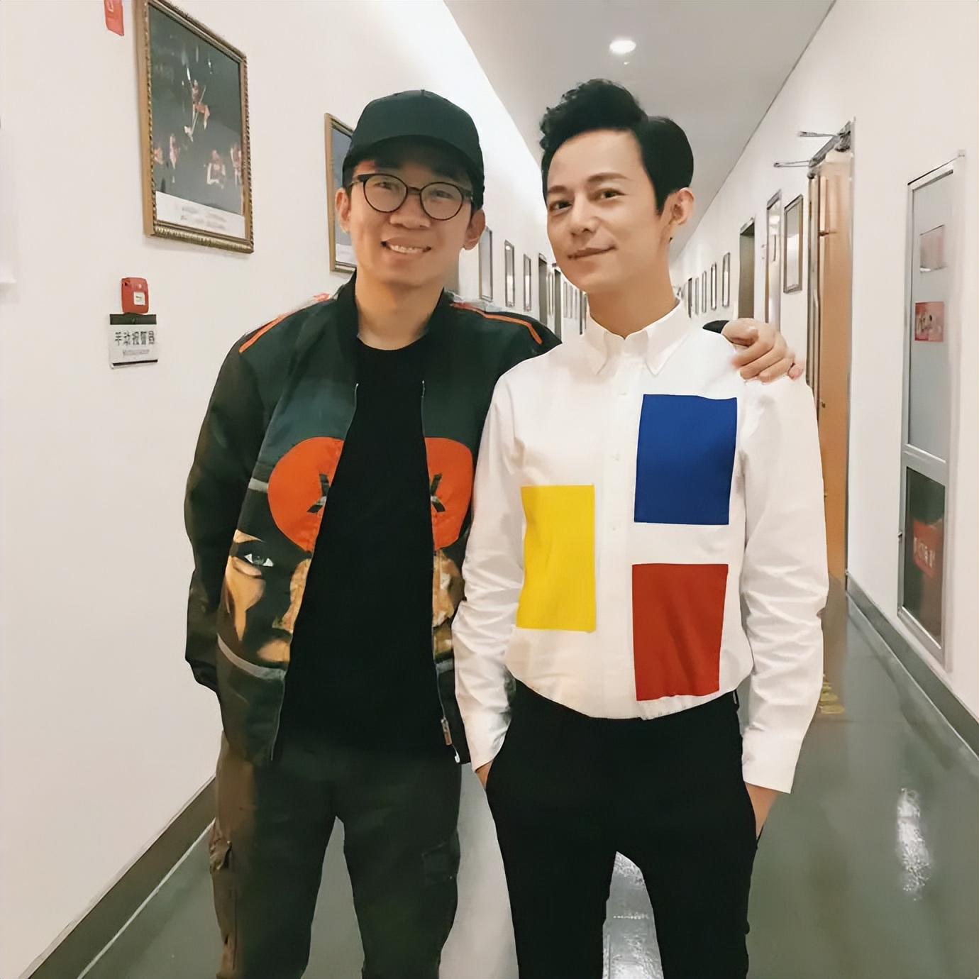 杨迪为贾玲庆生不为何炅庆生因为王牌家族比快乐家族有影响力