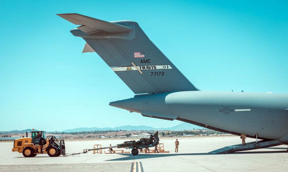 美国向乌克兰提供18门M777超轻型榴弹炮 一架C休闲区蓝鸢梦想 - Www.slyday.coM 美国向乌克兰提供18门M777超轻型榴弹炮 一架C休闲区蓝鸢梦想 - Www.slyday.coM