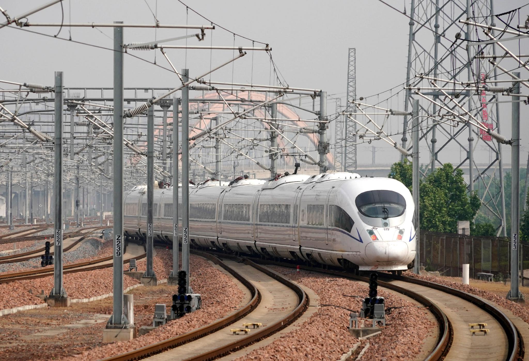 济郑高铁濮郑段进入运行试验阶段