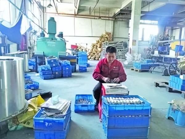 致敬“五一”！今天让我们聆听他们的故事休闲区蓝鸢梦想 - Www.slyday.coM