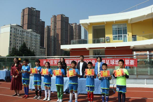 昆明市西山区芳草地国际学校2022年校园足球班级联赛圆满闭幕