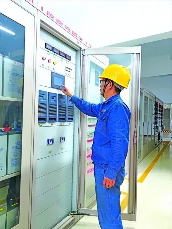 致敬“五一”！今天让我们聆听他们的故事休闲区蓝鸢梦想 - Www.slyday.coM