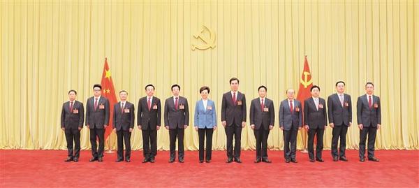 中共贵州省第十三届委员会书记、副书记、常委简历休闲区蓝鸢梦想 - Www.slyday.coM