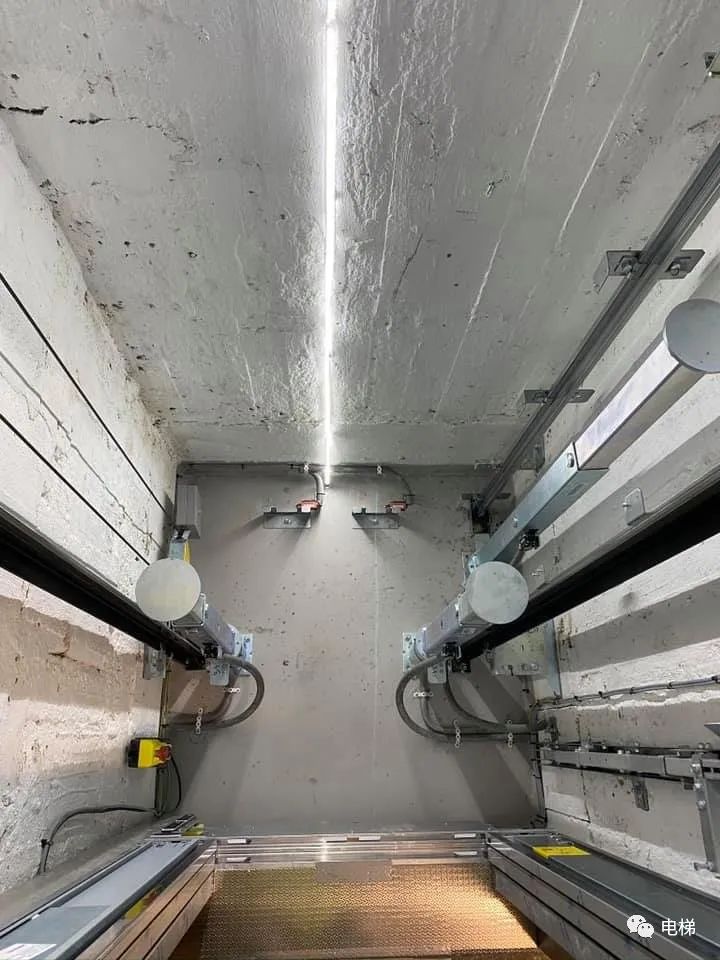 这电梯缓冲器你没见过