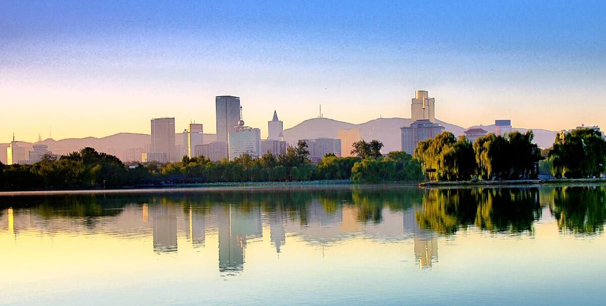 佛山、东莞：不好意思！以后请叫我们新一线城市休闲区蓝鸢梦想 - Www.slyday.coM