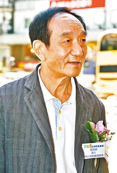 香港"铺王"波叔,狮子山下白手起家,两次大风浪后炒铺变卖铺|疫情|旺角